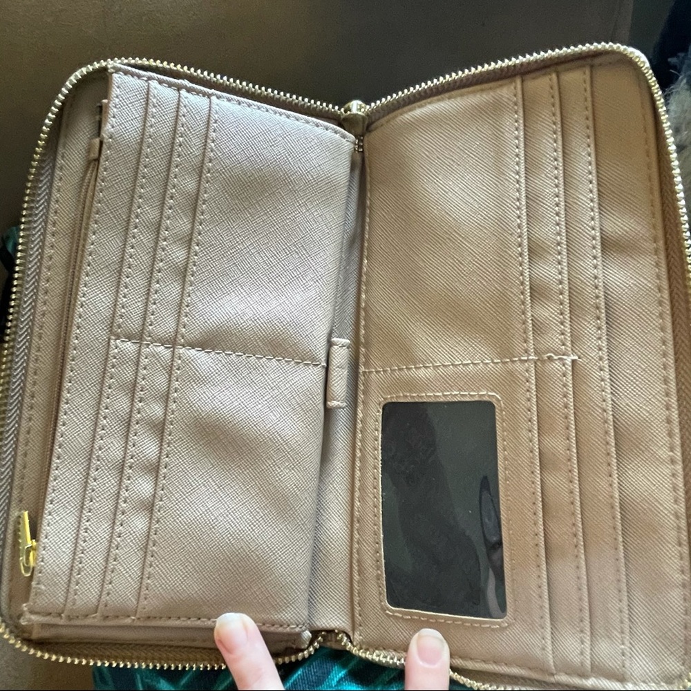 ❌SOLD❌ Neutral Steve Madden Wallet Wristlet - Picture 3 of 12